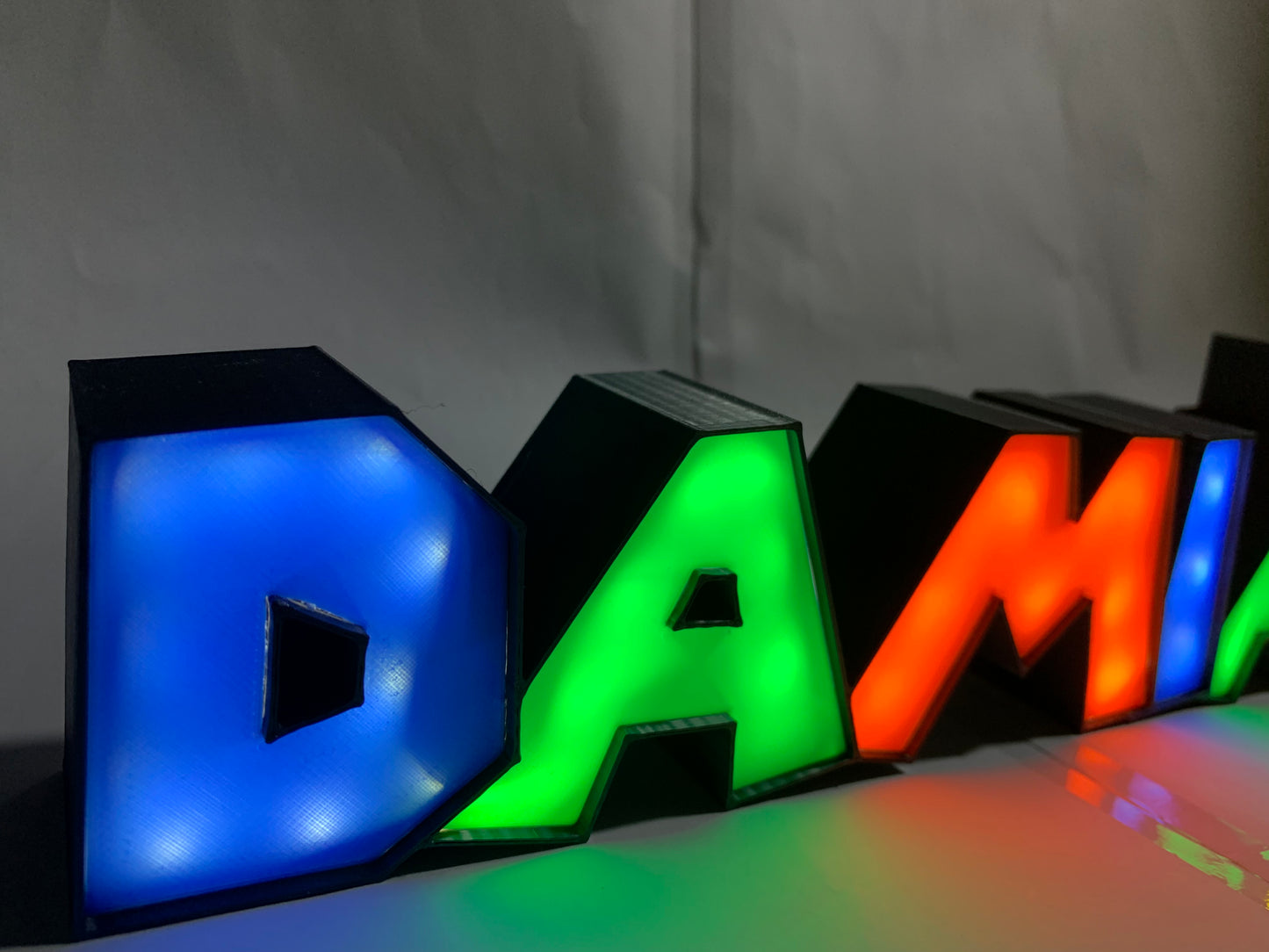 Lámpara personalizada “DAMIÁN”